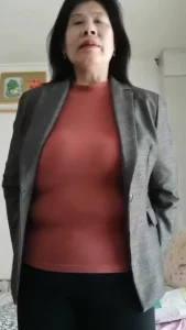 露脸  大奶熟女  真骚啊